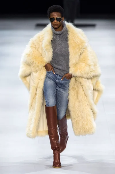Look 14